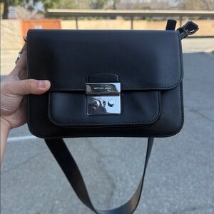 Micheal Kors Sloan Editor In Black (Silver Hardware)